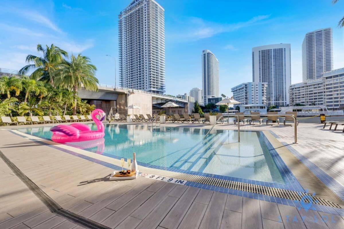 Infinite View With Balcony,Pool Plus Near Beach Hallandale Beach Luaran gambar