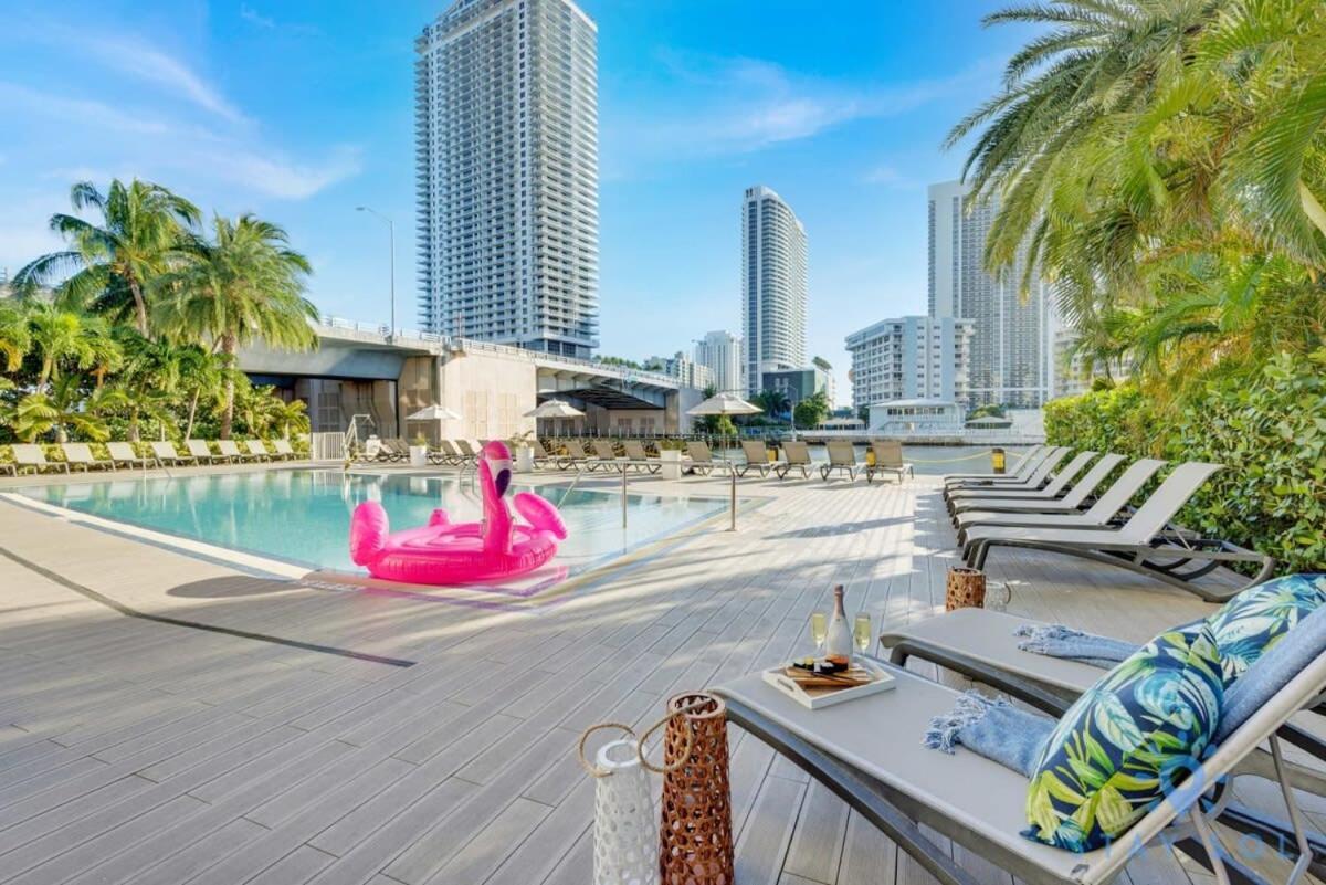 Infinite View With Balcony,Pool Plus Near Beach Hallandale Beach Luaran gambar